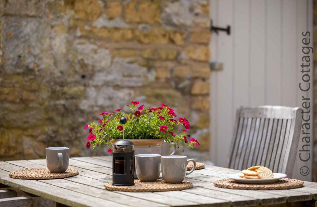 Bourton-on-the-Water Weir Cottage מראה חיצוני תמונה